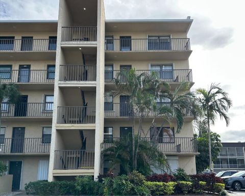 896 N Federal Highway 225 Lantana FL 33462