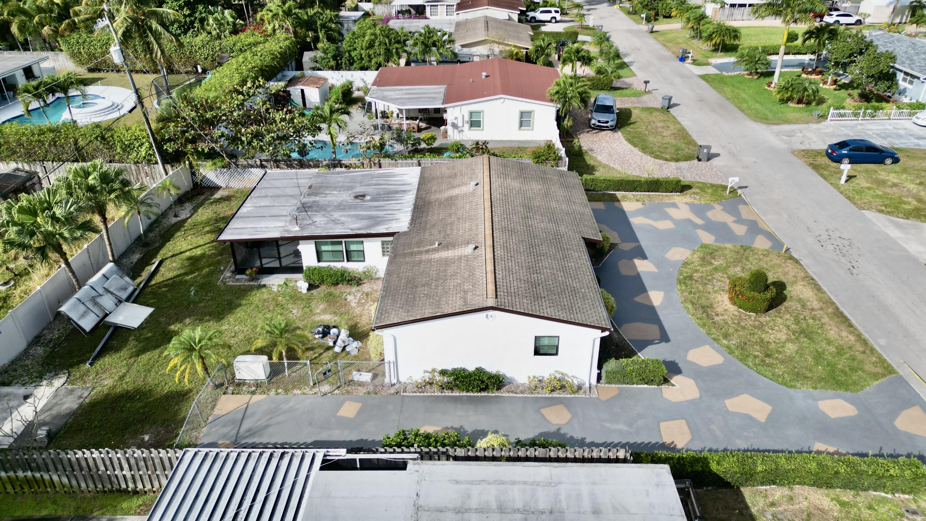 LARSON - Residential