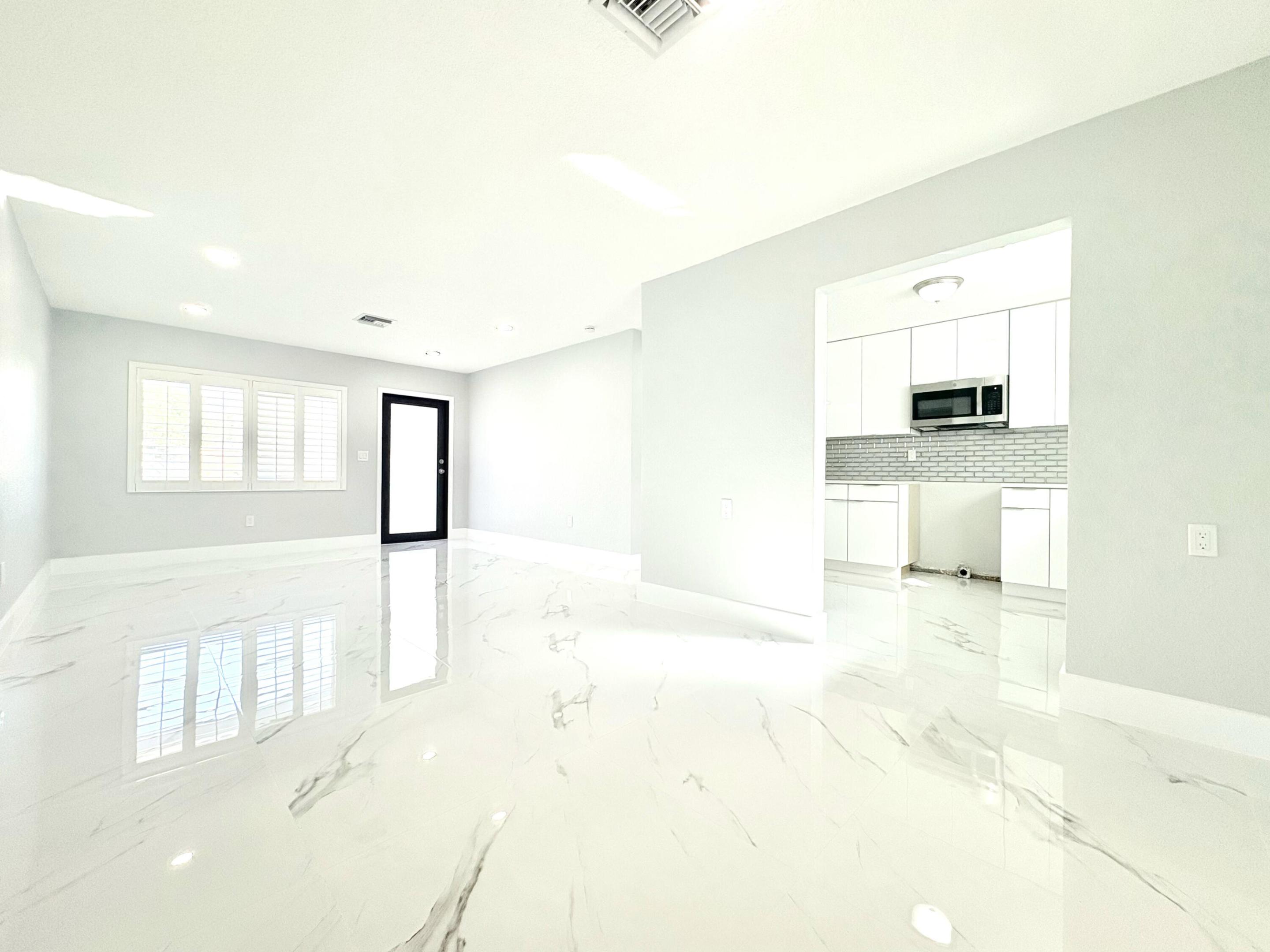 LARSON - Residential