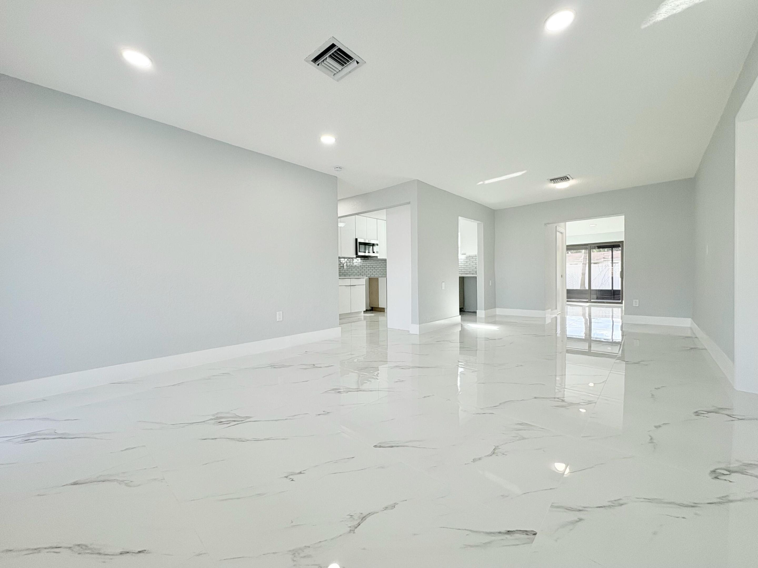 LARSON - Residential