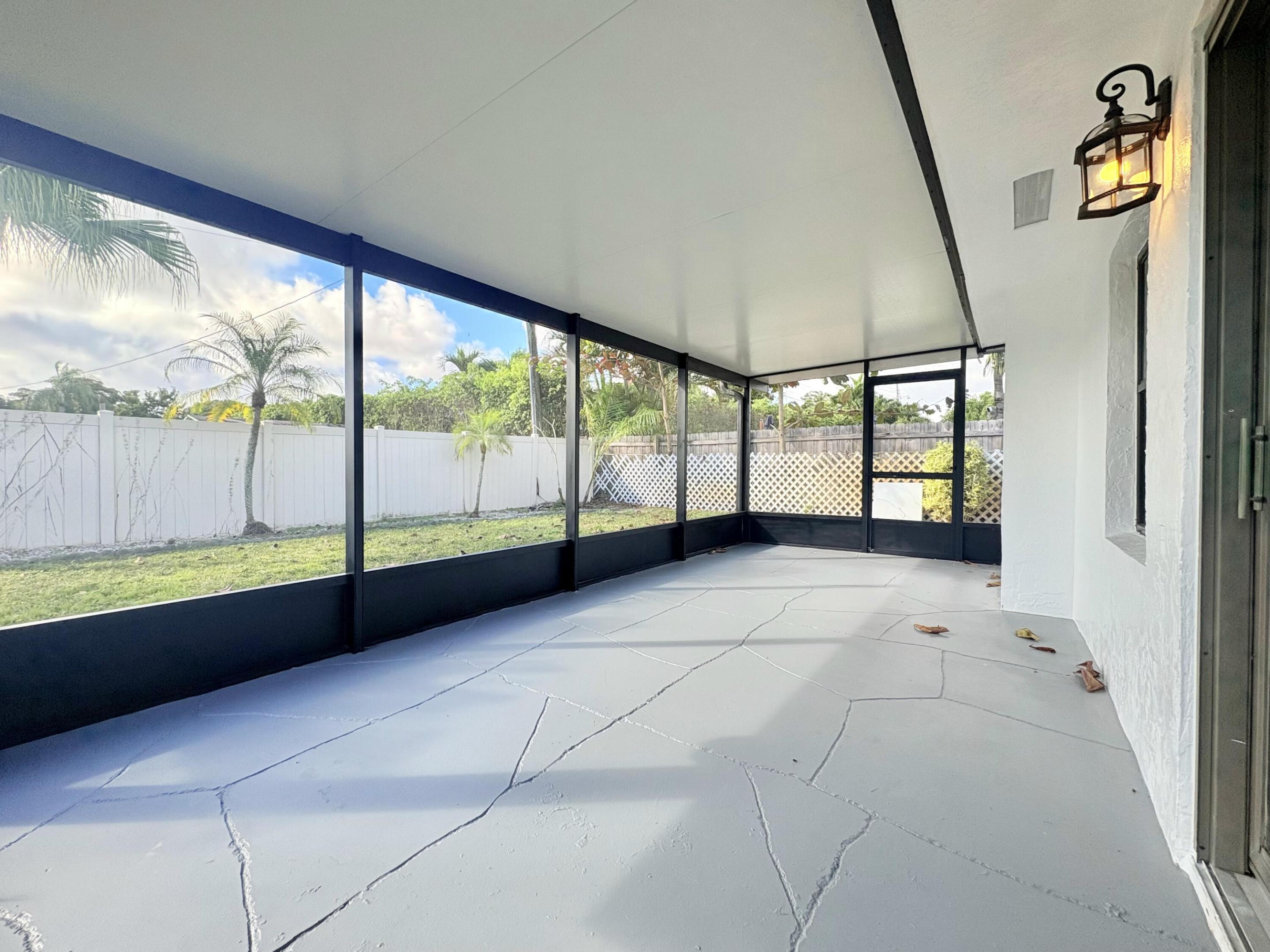 LARSON - Residential