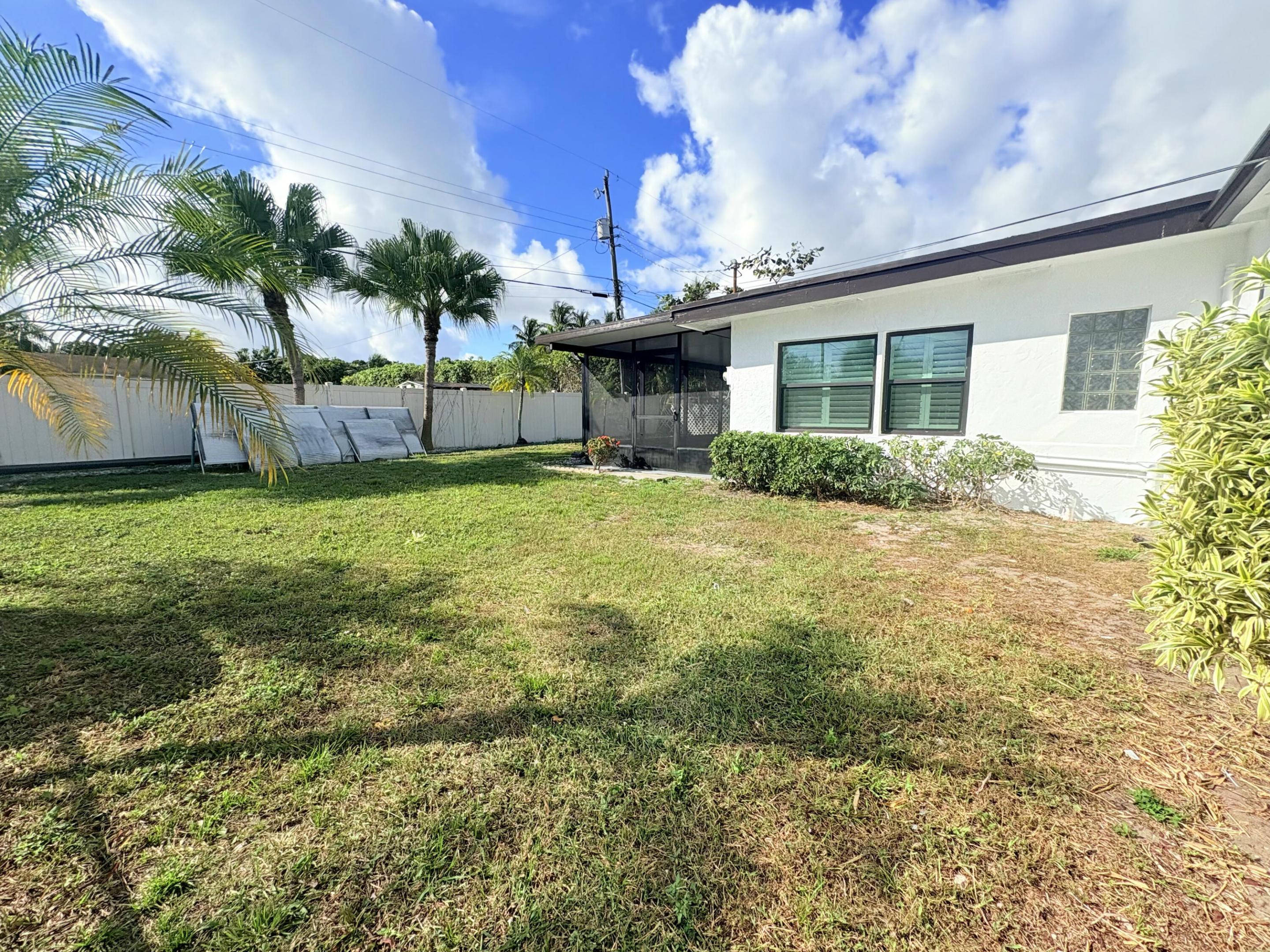 LARSON - Residential