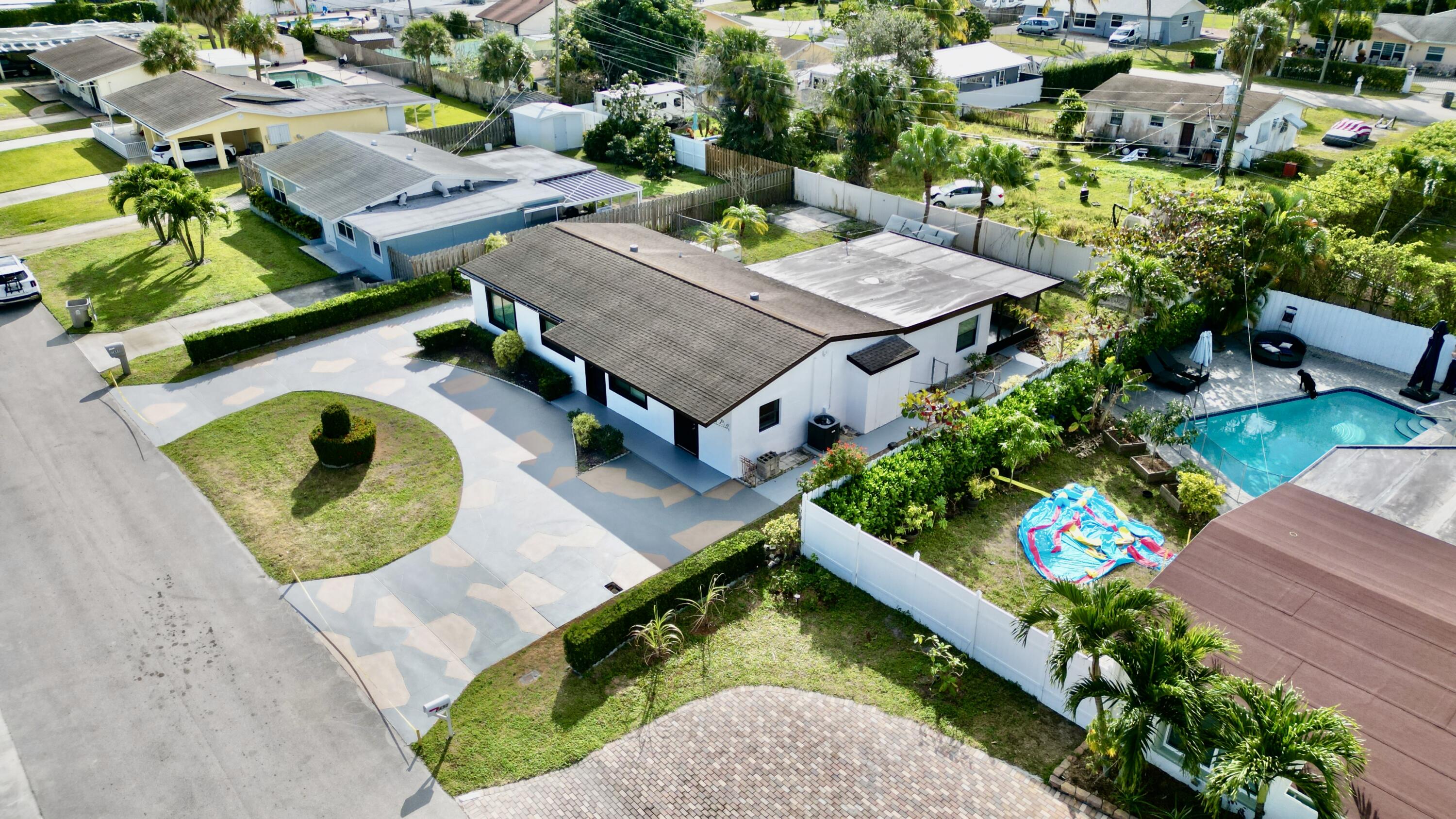 LARSON - Residential