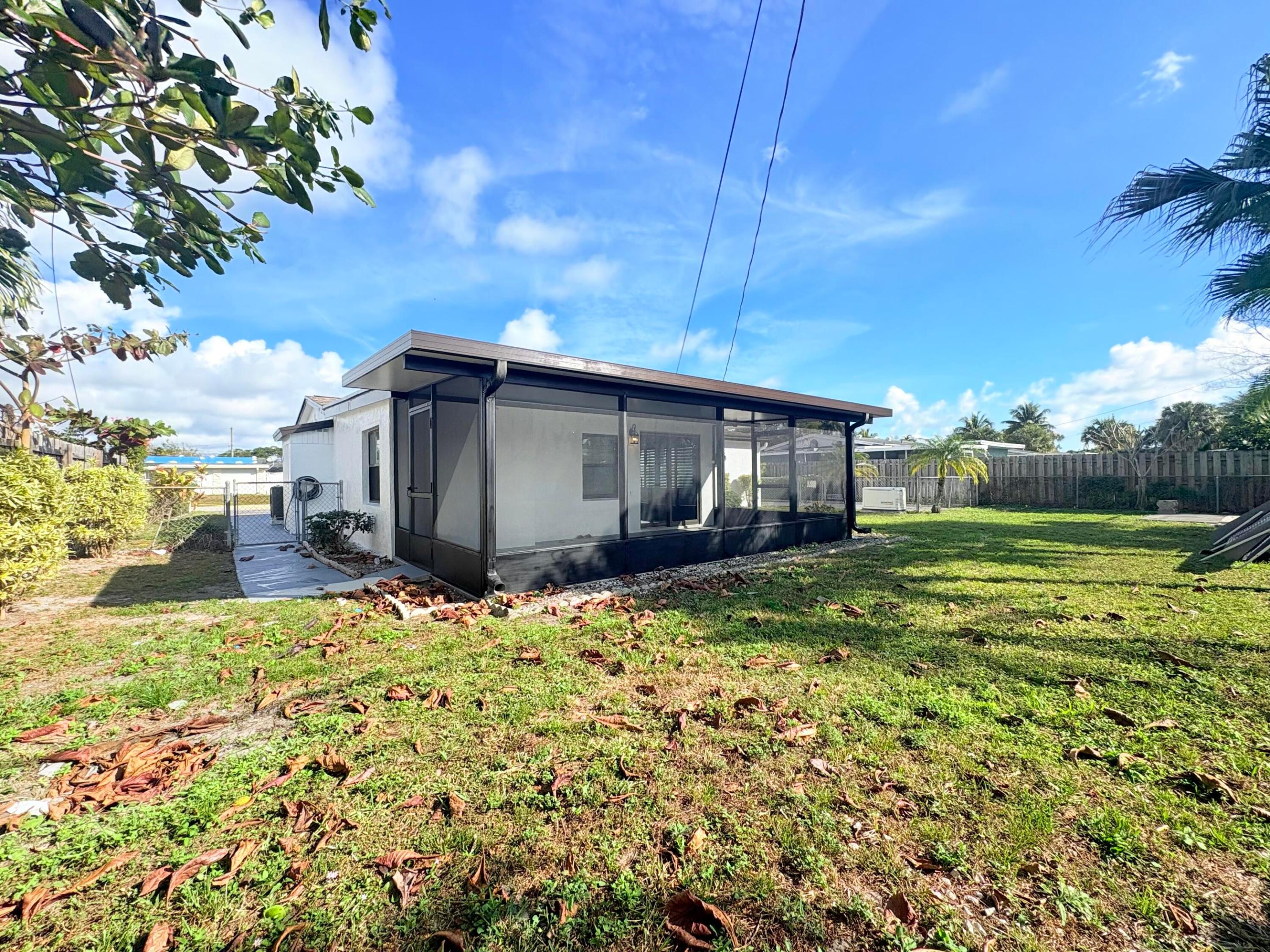 LARSON - Residential