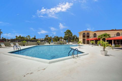 A home in Lake Worth