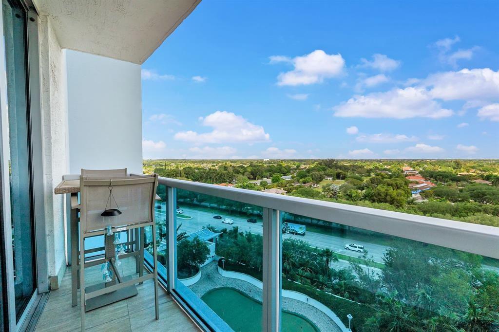 TAO SAWGRASS - Residential