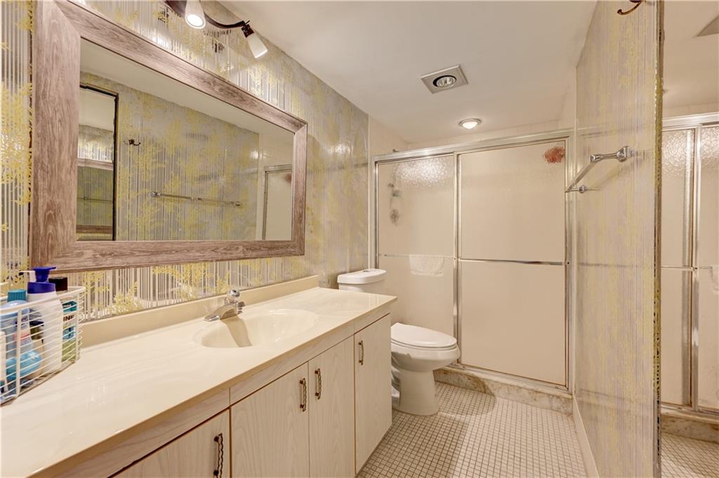 WYNMOOR VILLAGE - Residential