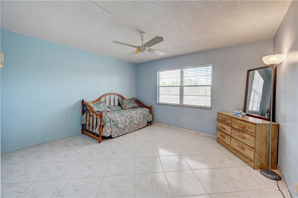 WYNMOOR VILLAGE - Residential