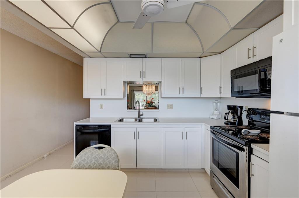 WYNMOOR VILLAGE - Residential