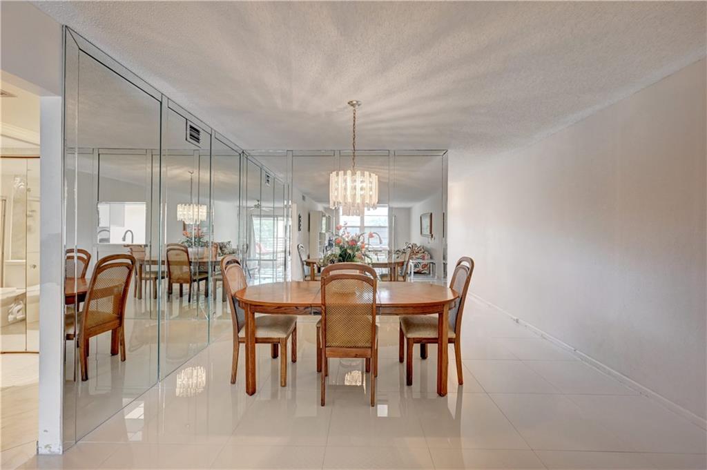WYNMOOR VILLAGE - Residential