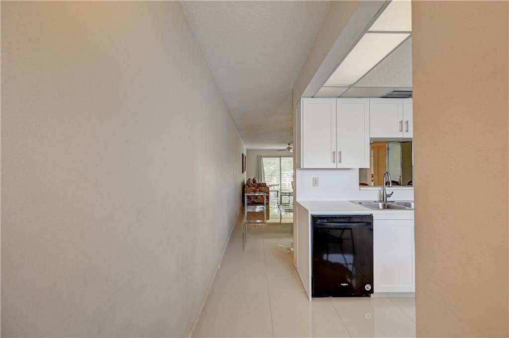 WYNMOOR VILLAGE - Residential