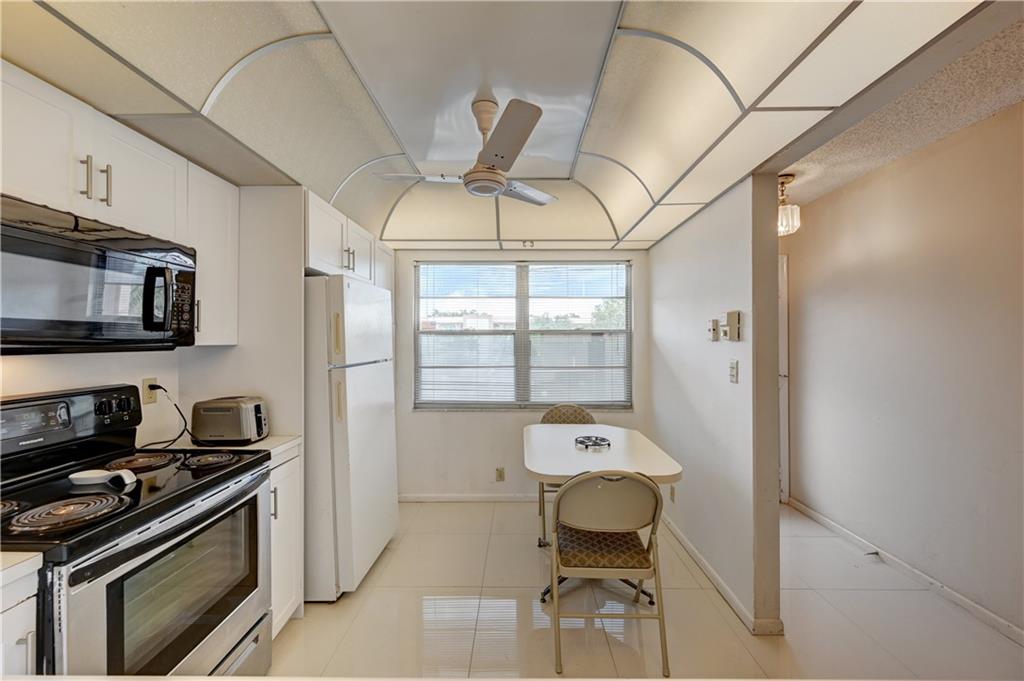 WYNMOOR VILLAGE - Residential
