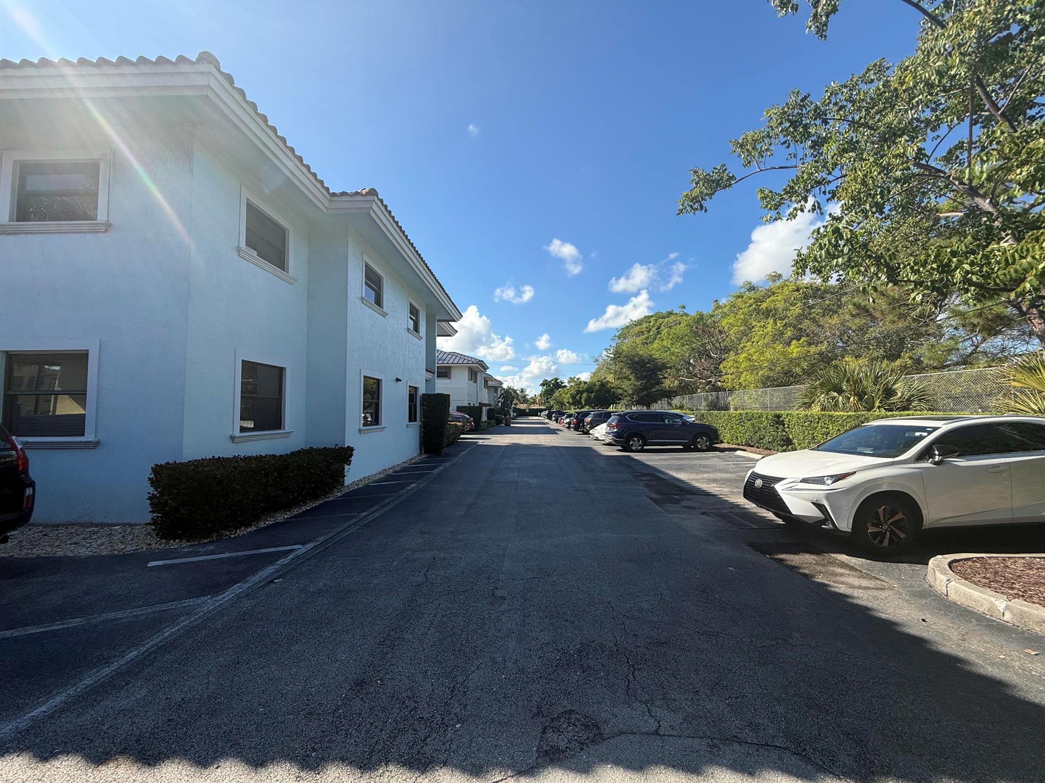 DEERFIELD BEACH ESTATES-R - Commercial Sale