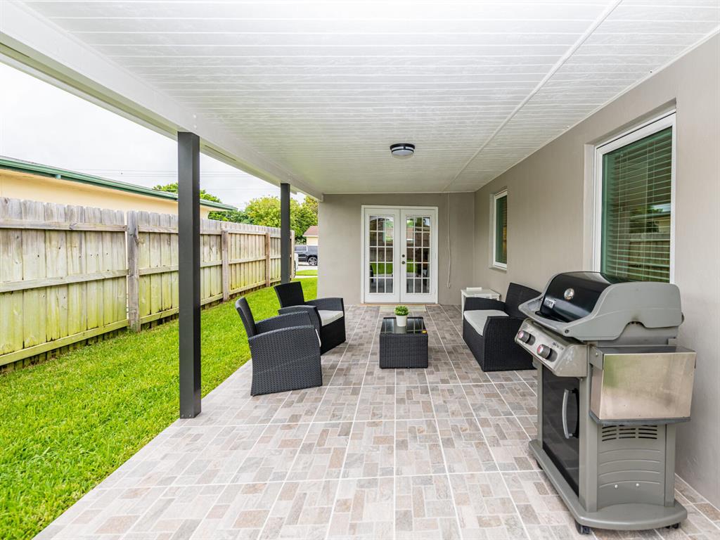 LANTANA HEIGHTS - Residential