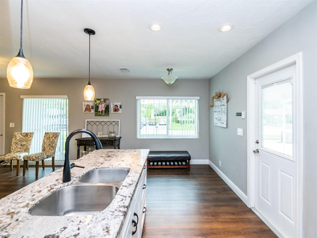 LANTANA HEIGHTS - Residential