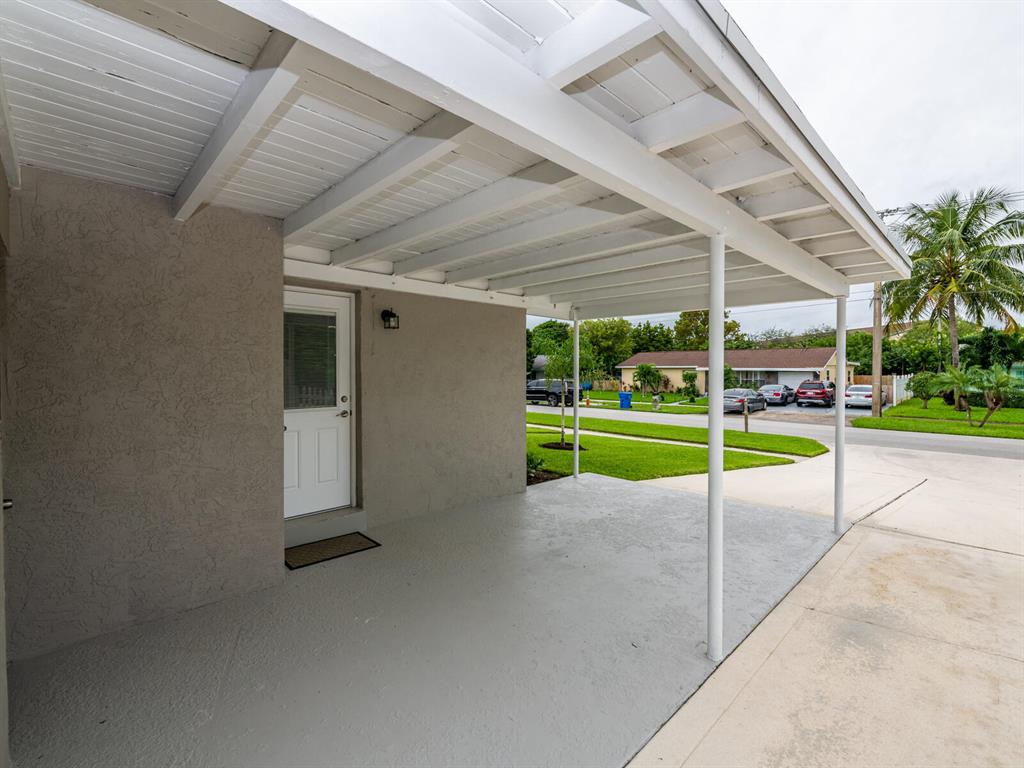 LANTANA HEIGHTS - Residential