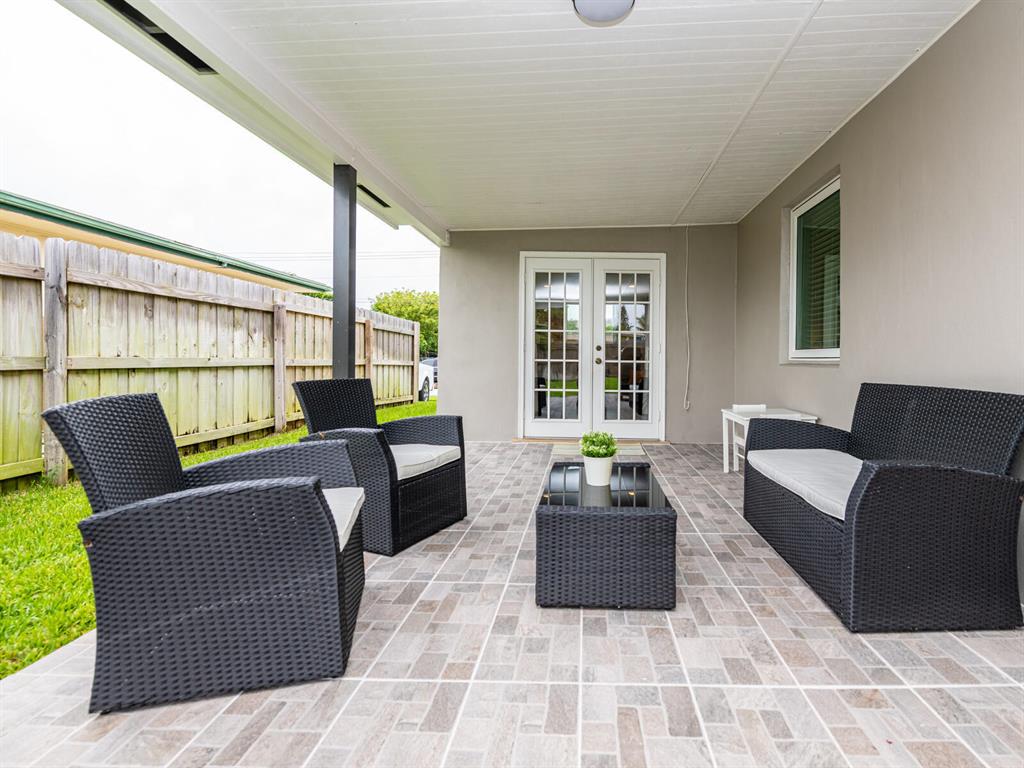 LANTANA HEIGHTS - Residential