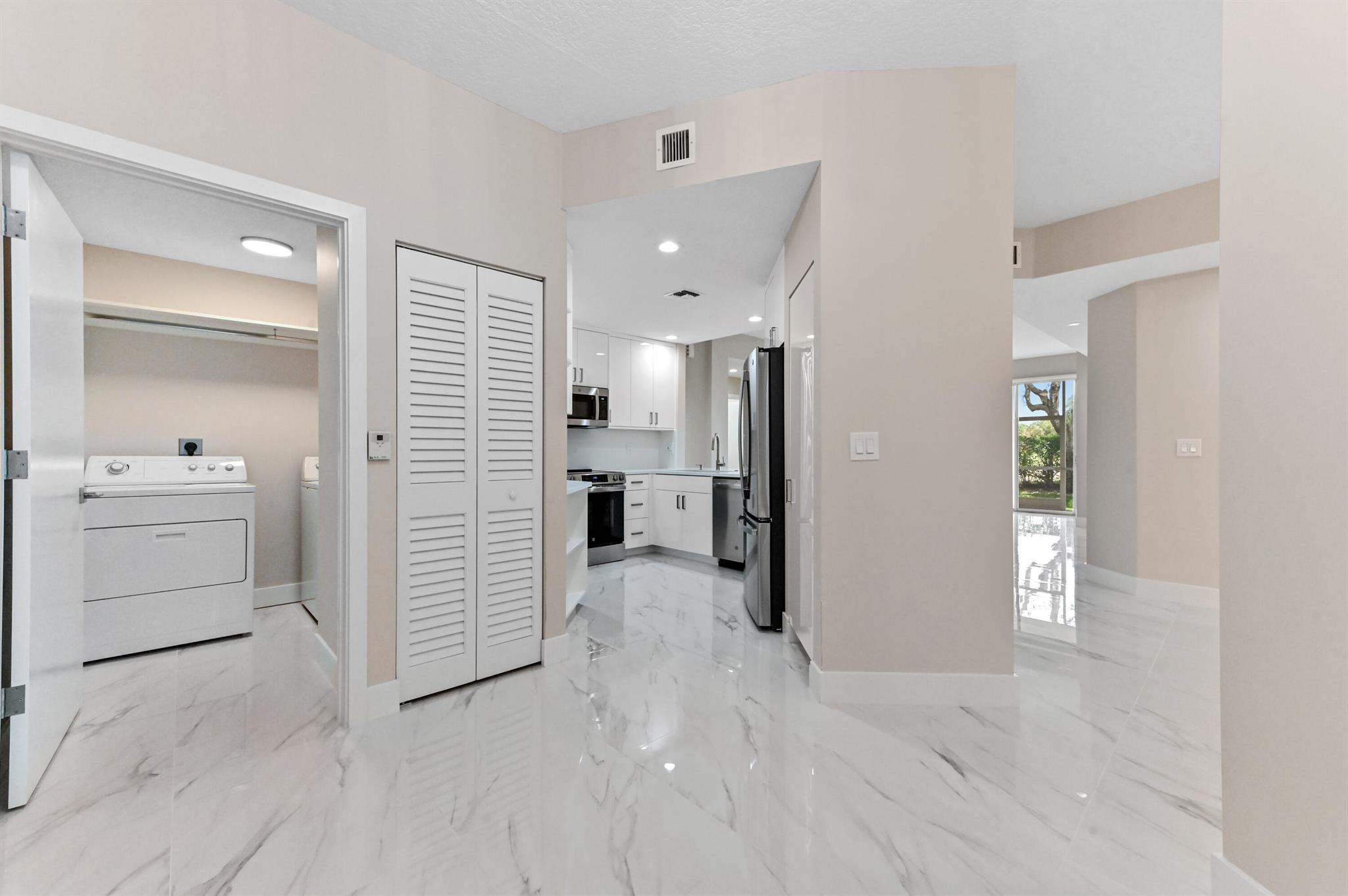 12454 Crystal Pointe Drive 101