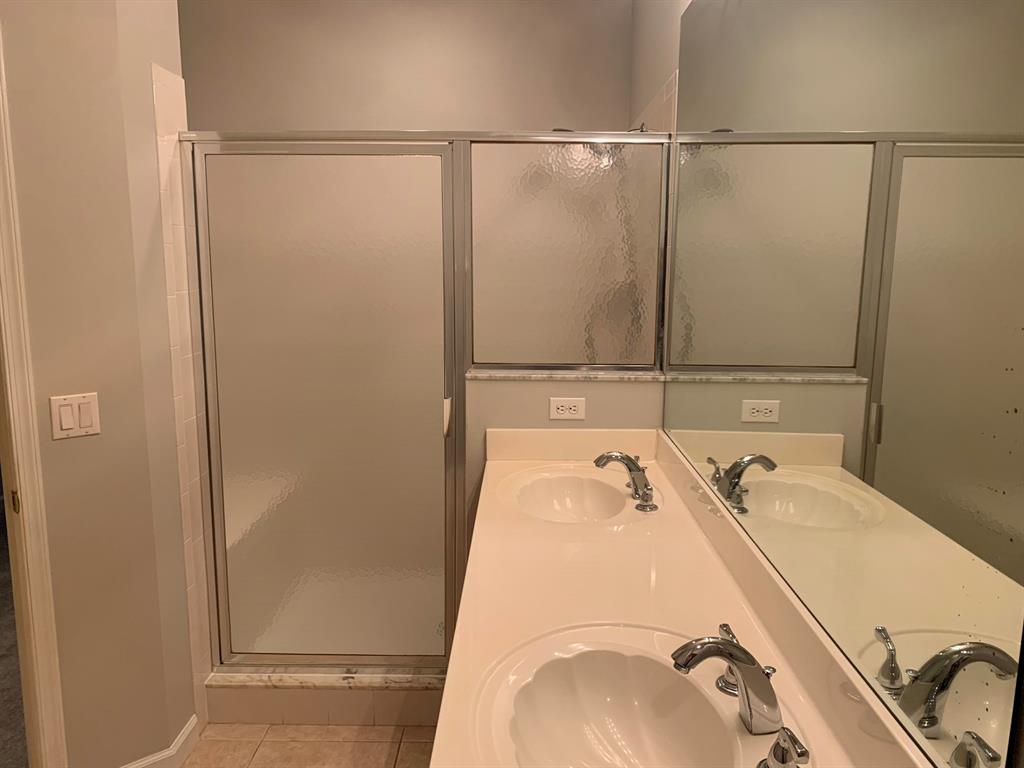 CASTLE PINES CONDOMINIUM - Residential Lease