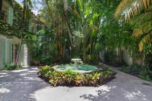 POINCIANA PARK 2ND ADD - Residential