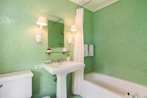 POINCIANA PARK 2ND ADD - Residential