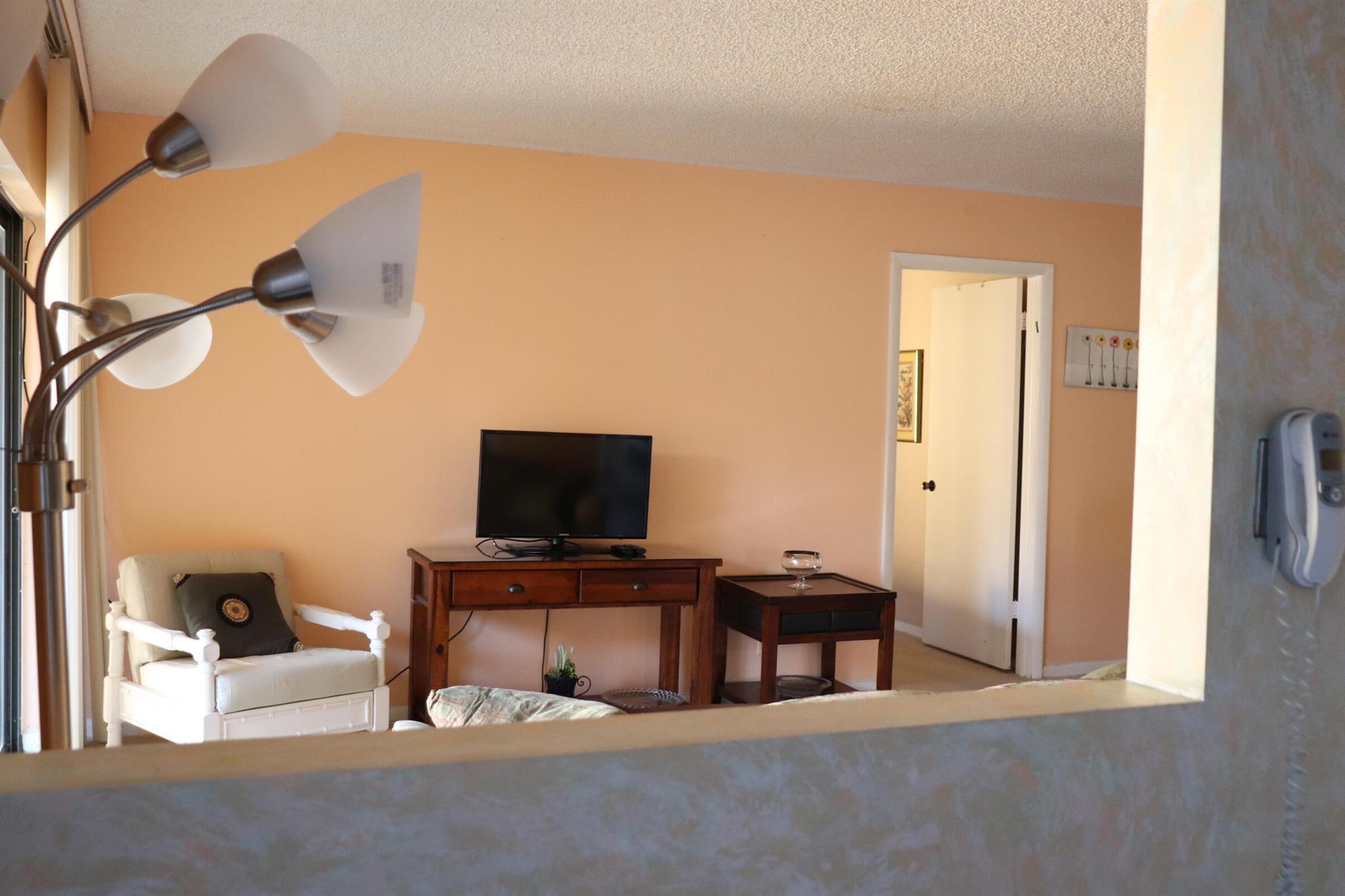 KINGS POINT CAPRI CONDOS - Residential Lease