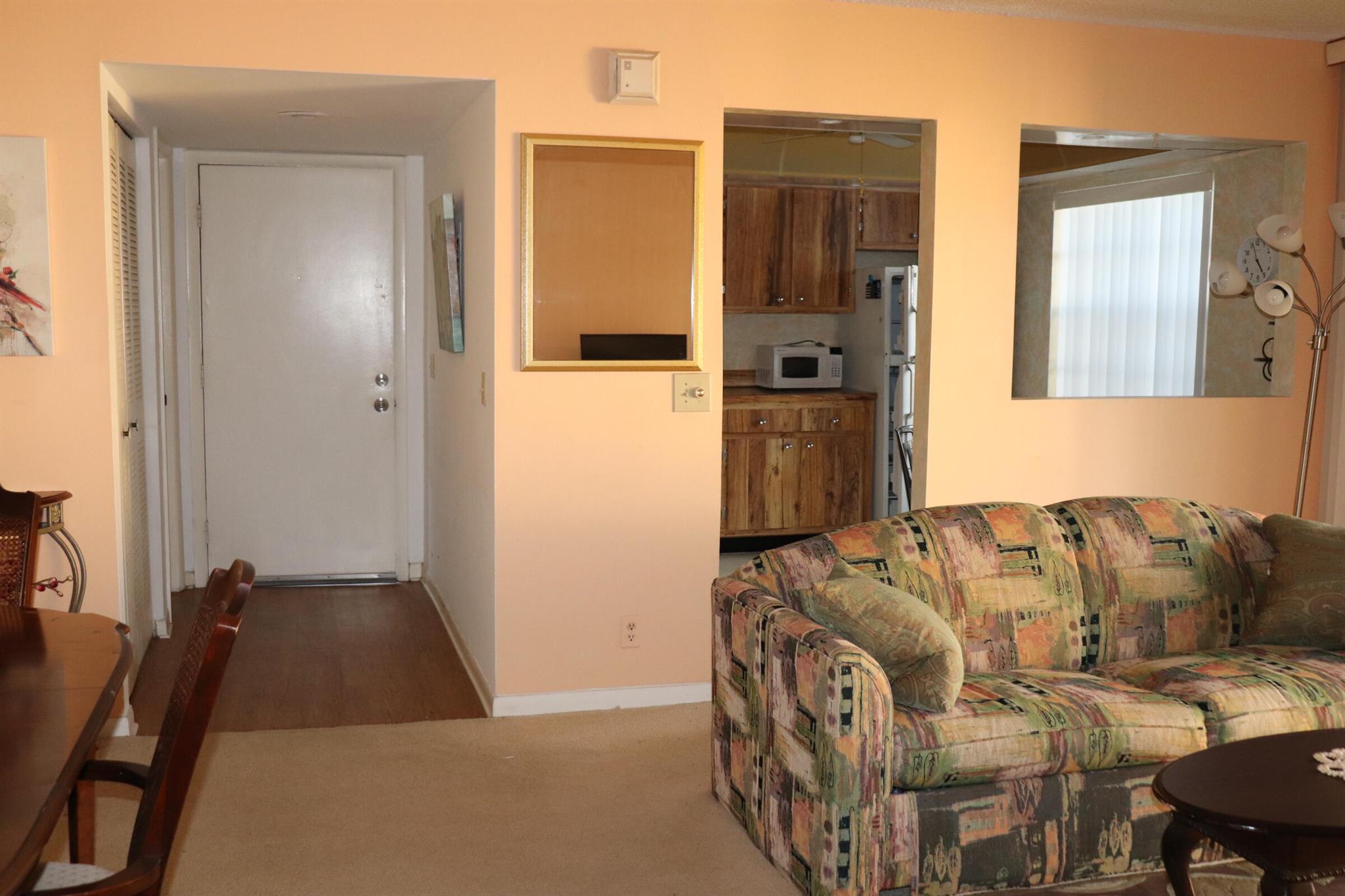 KINGS POINT CAPRI CONDOS - Residential Lease