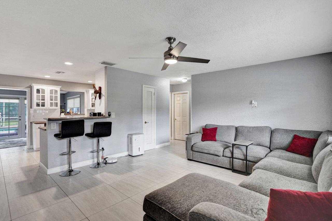 2359 Holly Lane