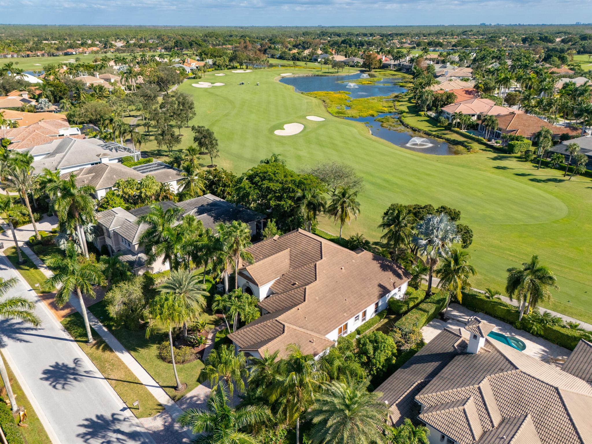 8421 Egret Lakes Lane
