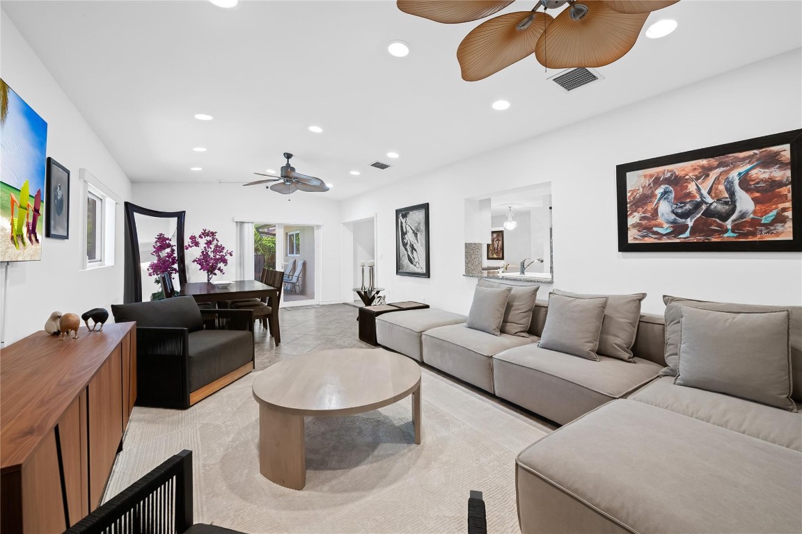 Lighthouse Point 6th Sec - Residential