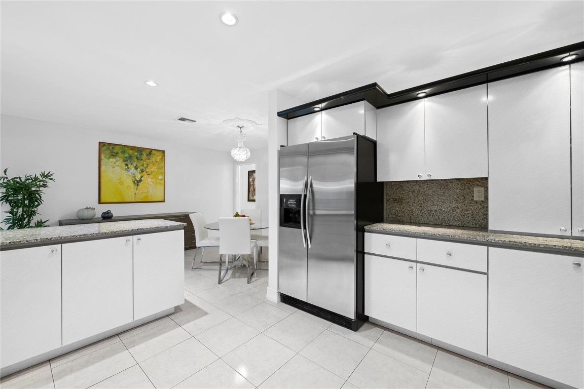 Lighthouse Point 6th Sec - Residential