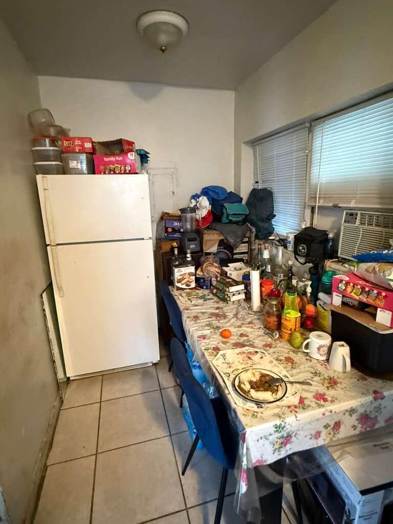 INGLEWOOD GARDENS - Residential Income