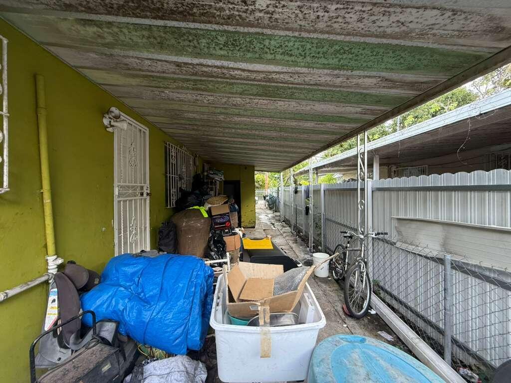 INGLEWOOD GARDENS - Residential Income