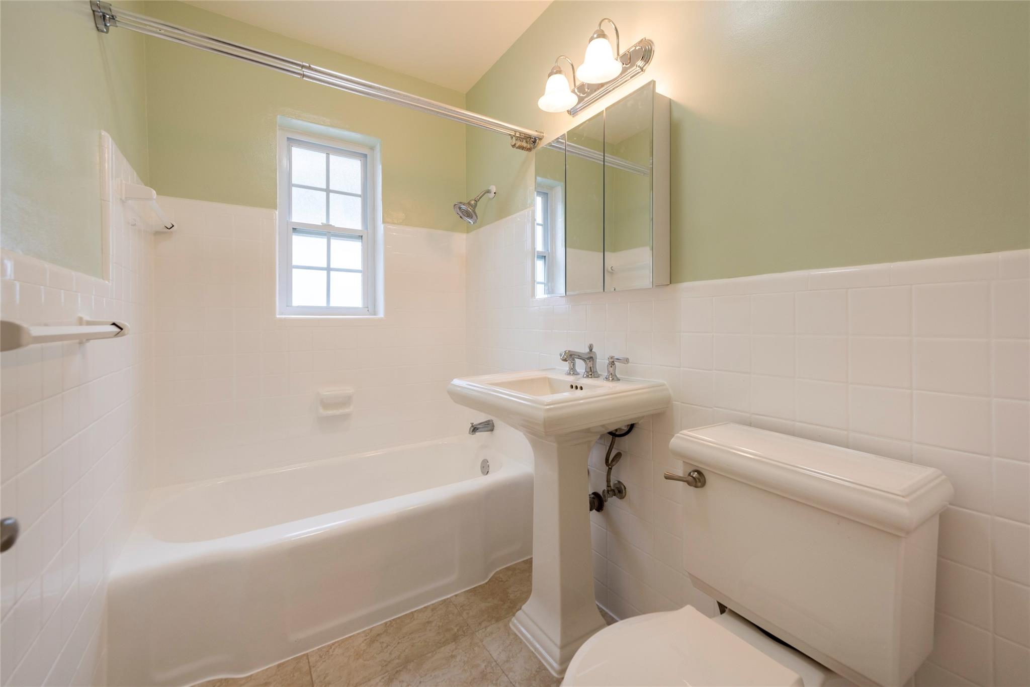 Progresso 2-18 D - Residential Lease