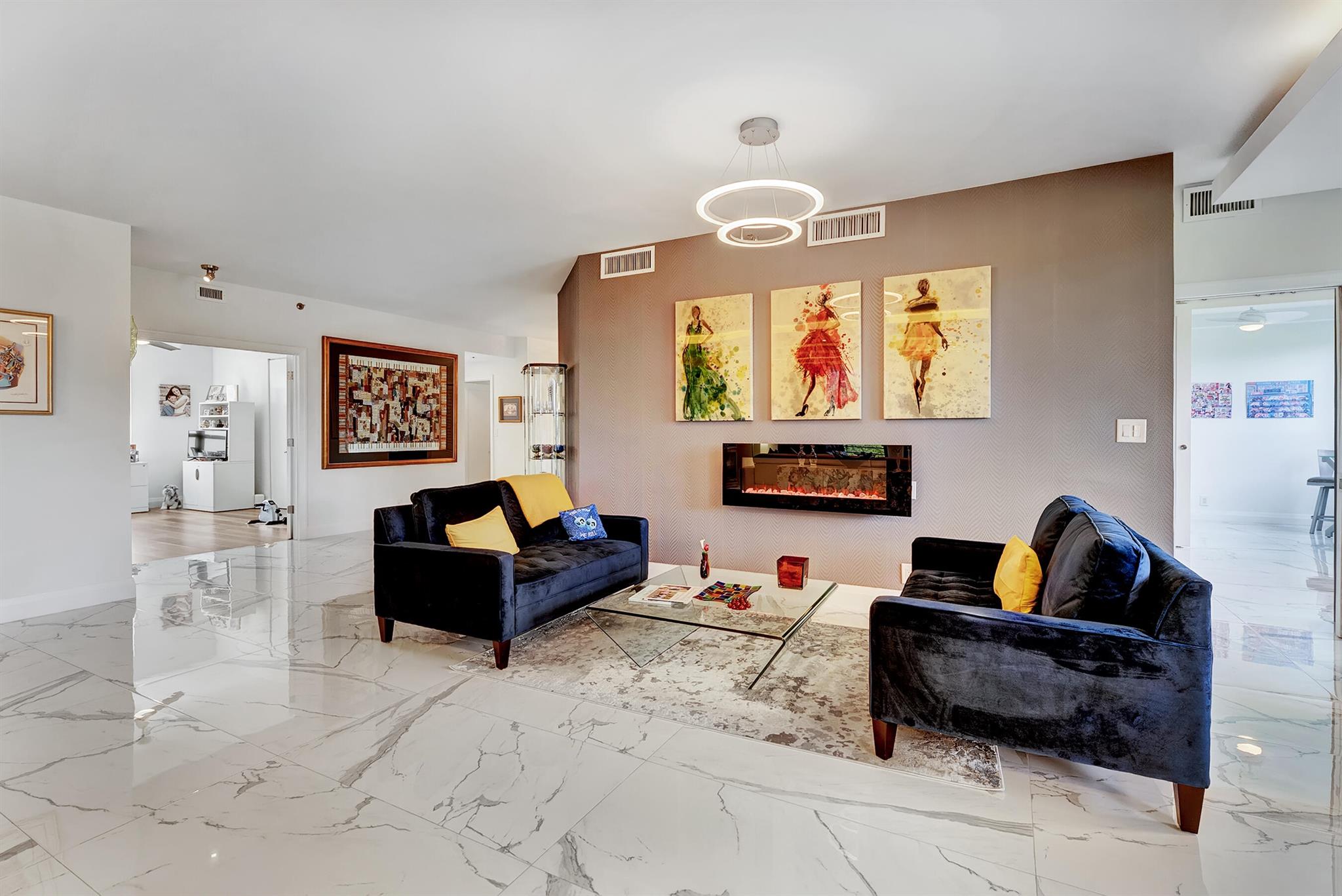 IMPERIAL ROYALE AT BOCA P - Residential