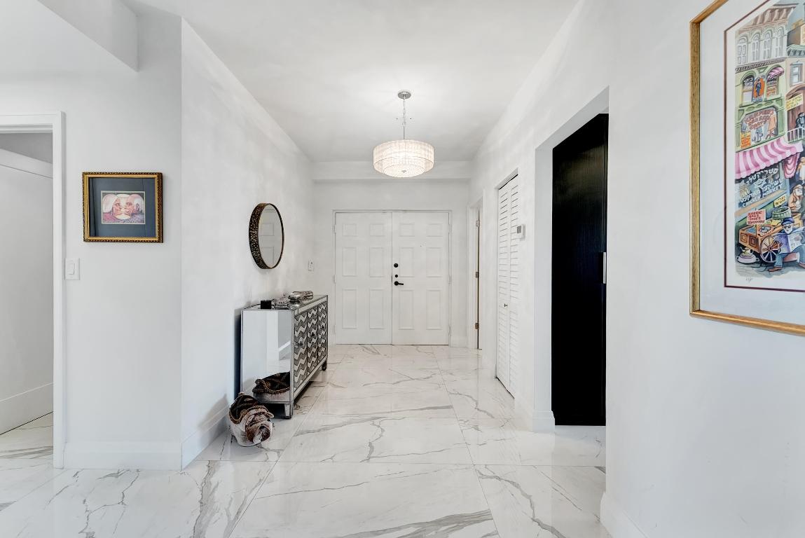 IMPERIAL ROYALE AT BOCA POINTE CONDO - Residential