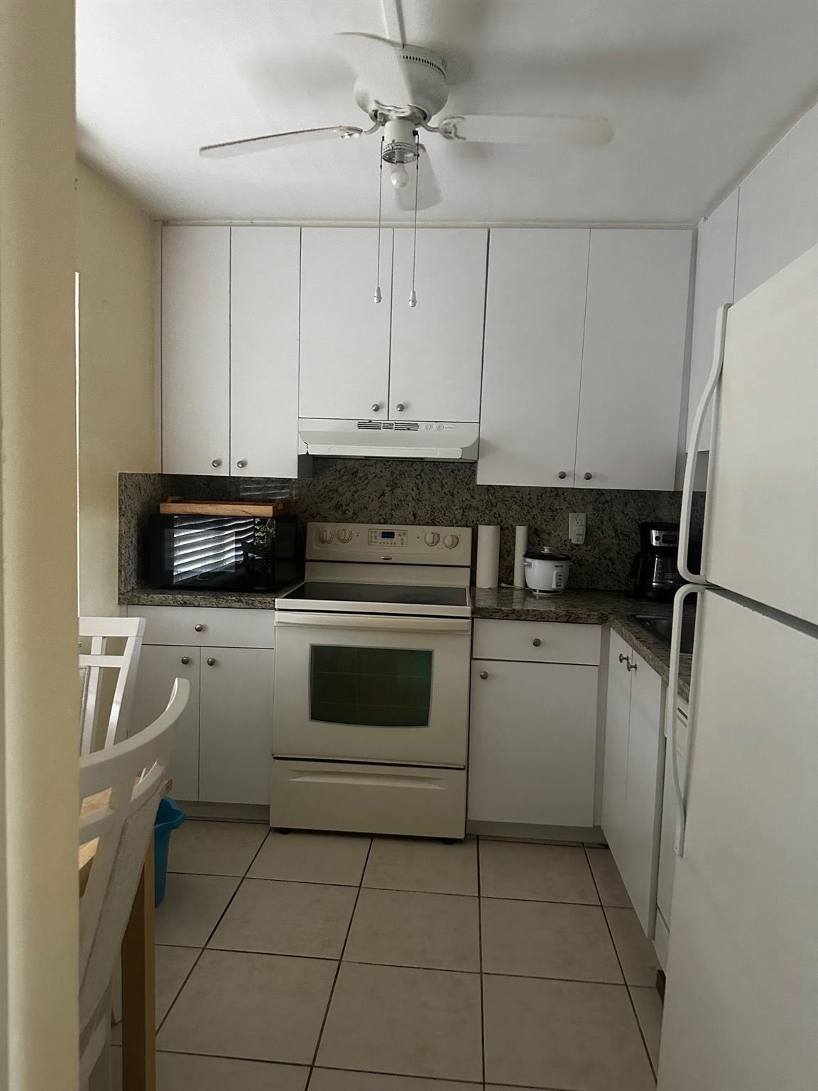 4898 NW 29th Ct 409