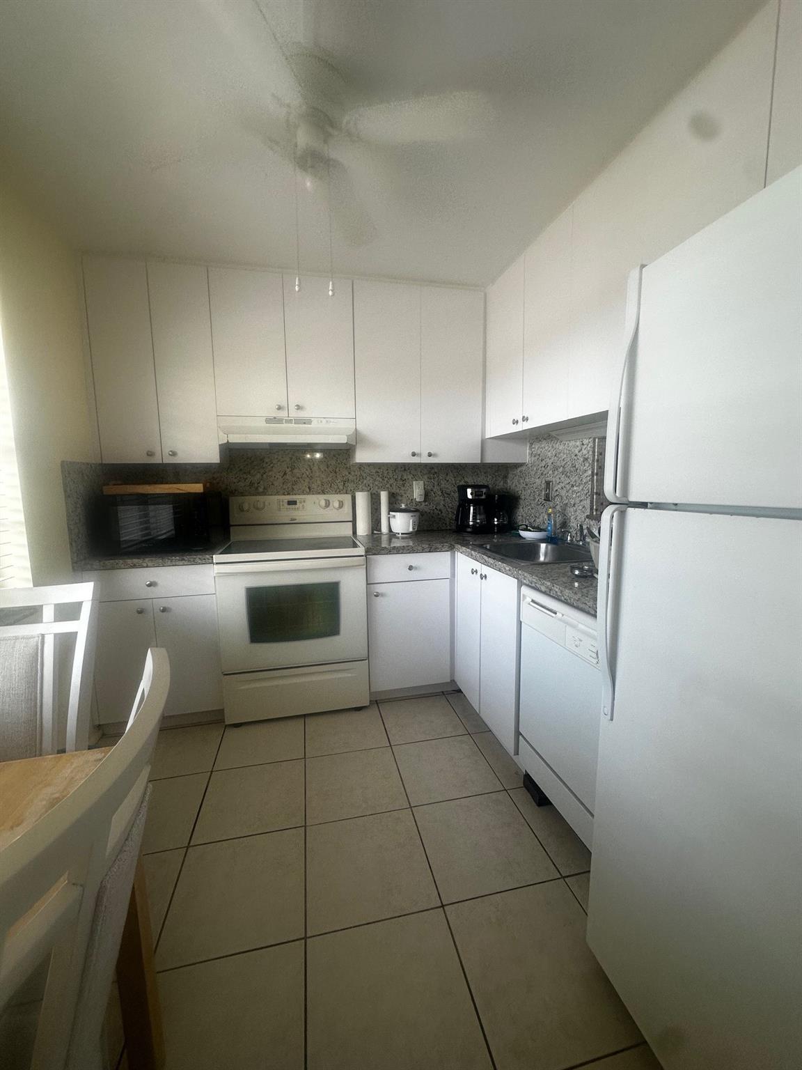 4898 NW 29th Ct 409