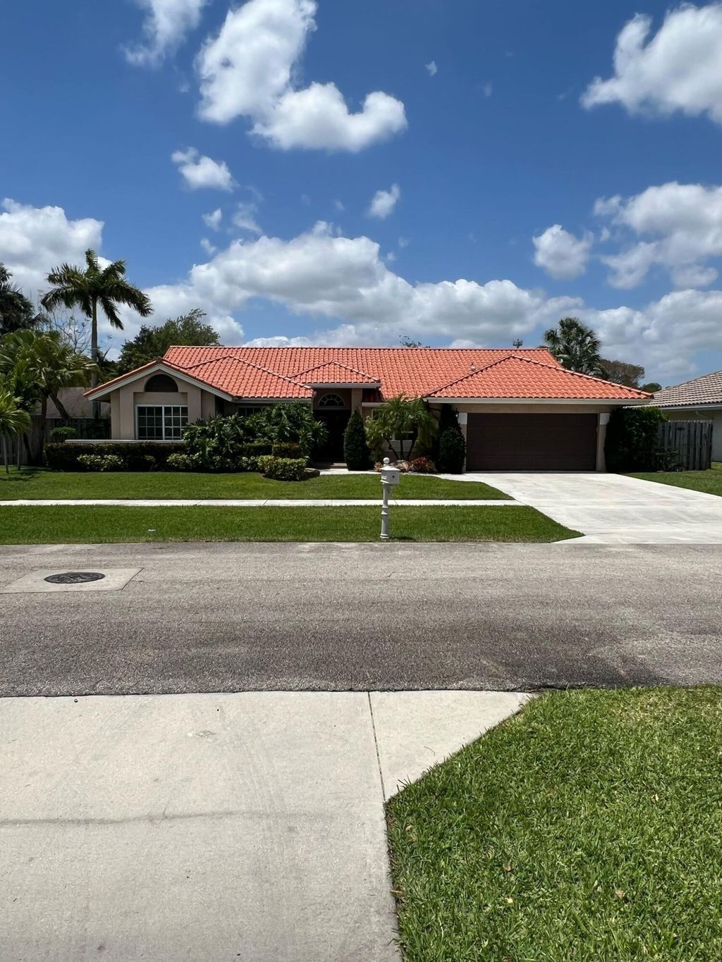 Photo of 9664 W Lake Court, Boca Raton, FL 33434 (MLS # B26020734)