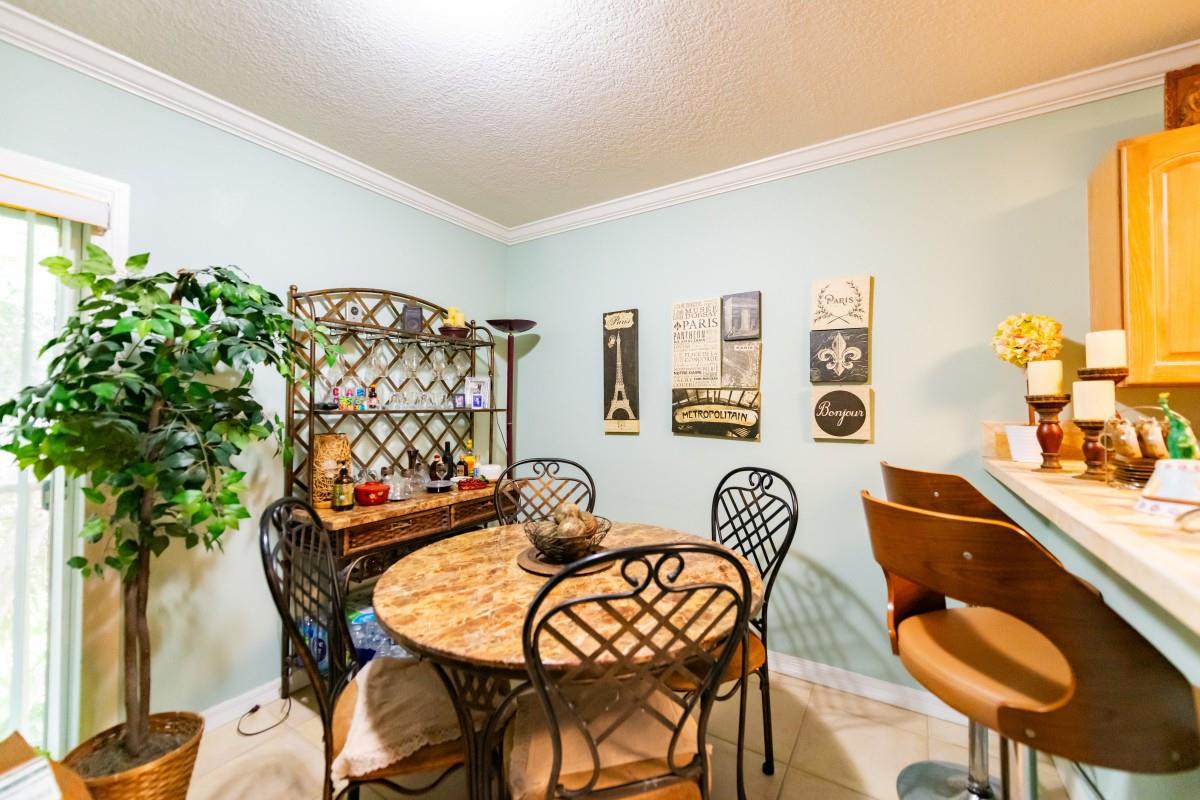 SEVENTEENTH PLACE CONDO - Residential