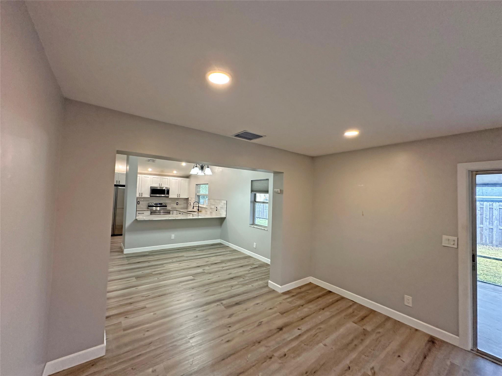 10431 Pippin Ln