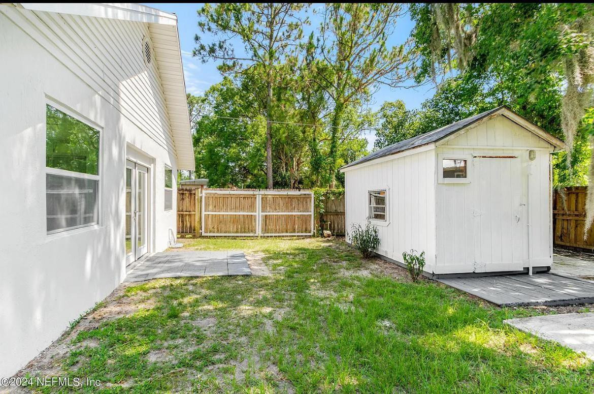 Augustine Western Suburb - Residential