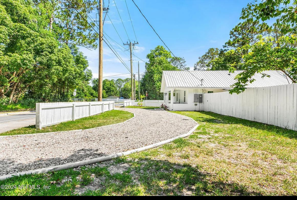 Augustine Western Suburb - Residential