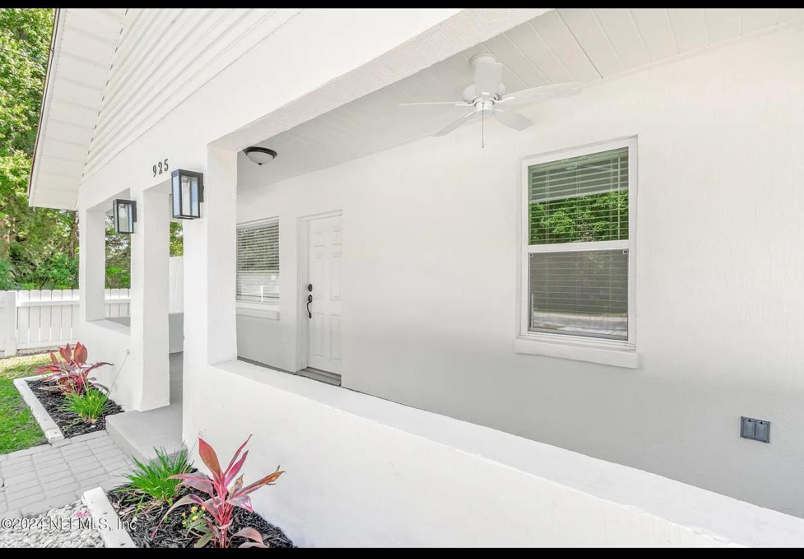 Augustine Western Suburb - Residential