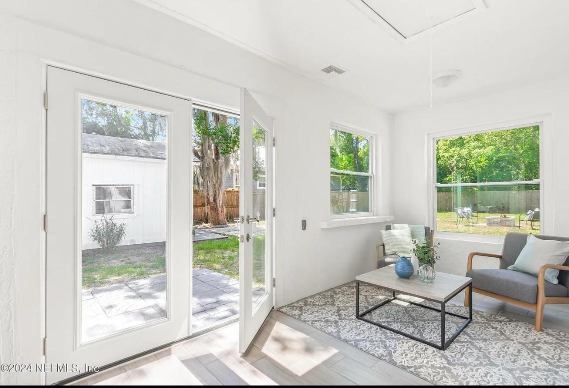 Augustine Western Suburb - Residential