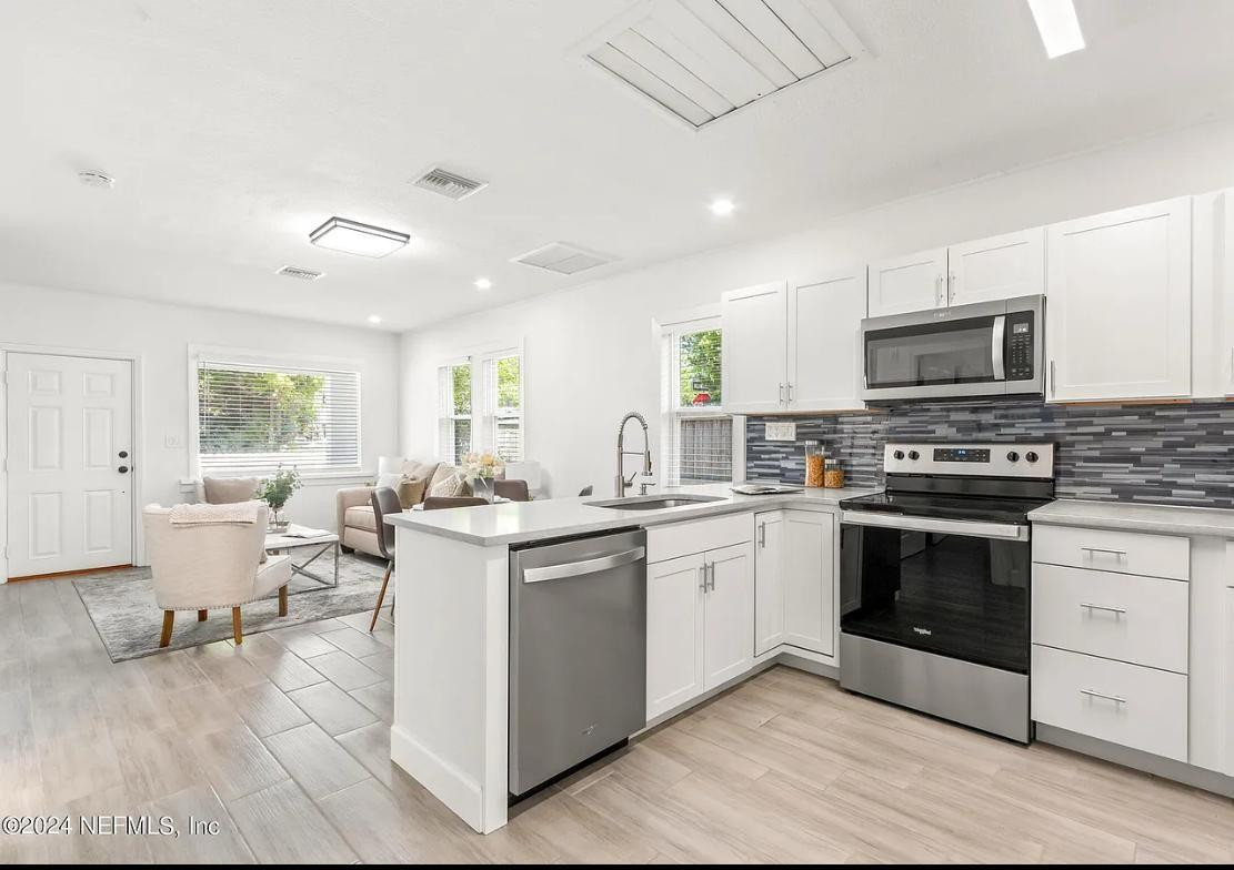 Augustine Western Suburb - Residential