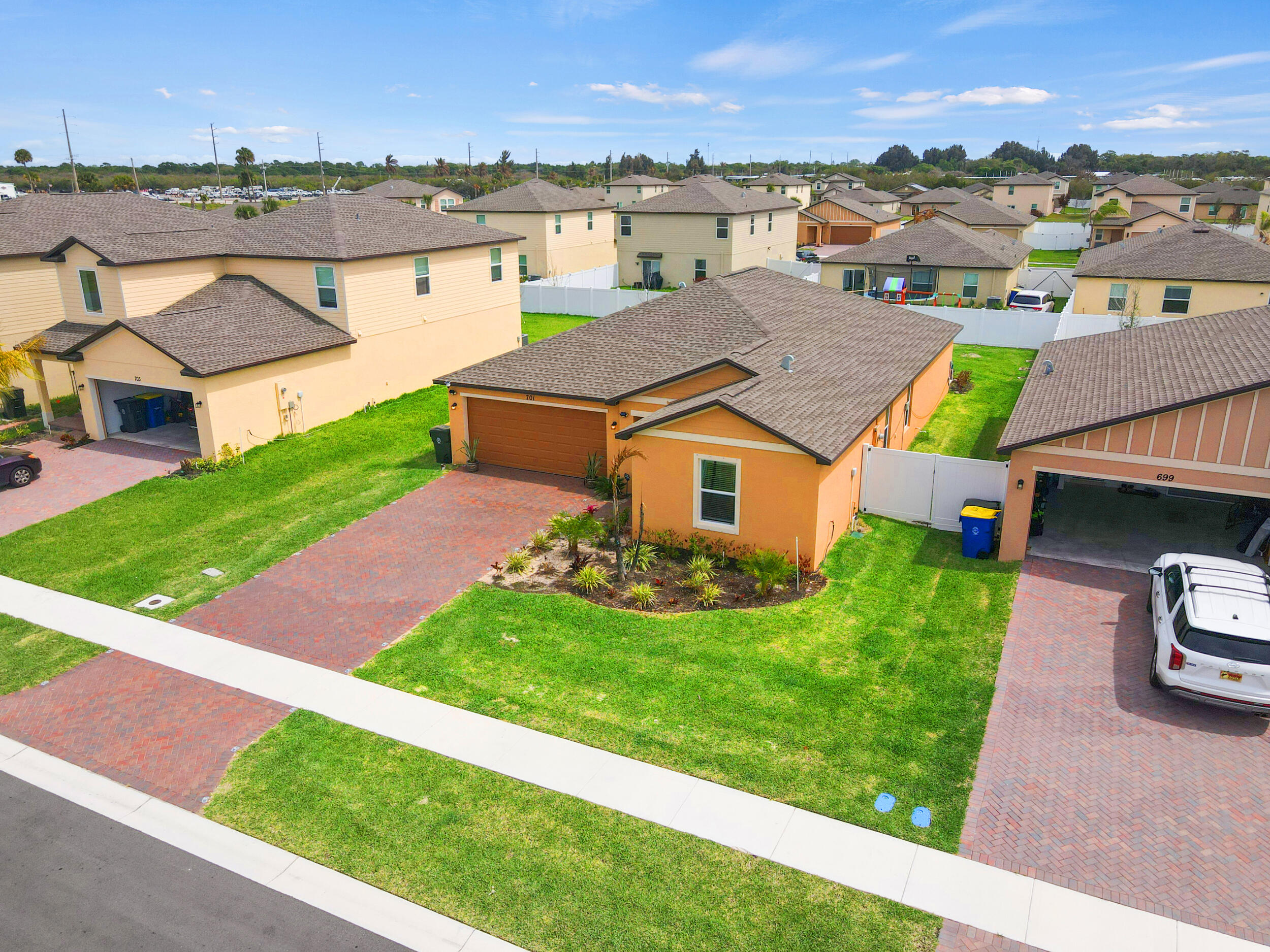 BENT CREEK - Residential Lease