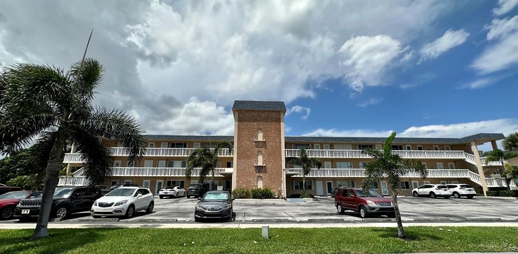 Photo of 131 Doolen Court #308, North Palm Beach, FL 33408 (MLS # R10884566)