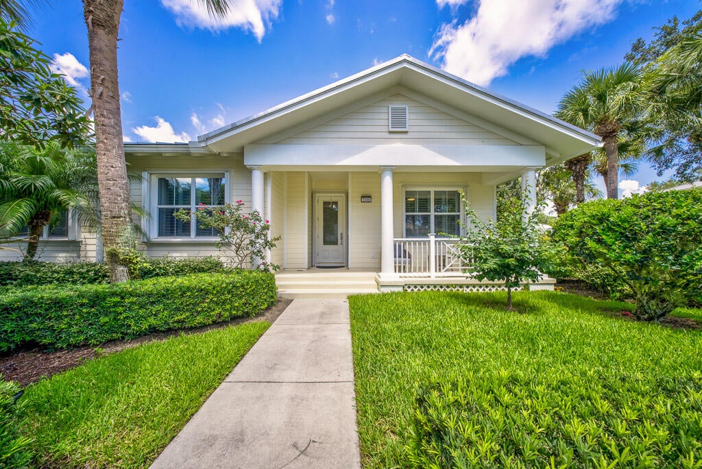 Photo of 3346 Josephine Street, Jupiter, FL 33458 (MLS # B26049464)