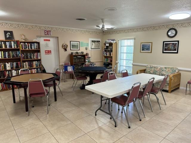 ORIOLE GARDENS - Residential